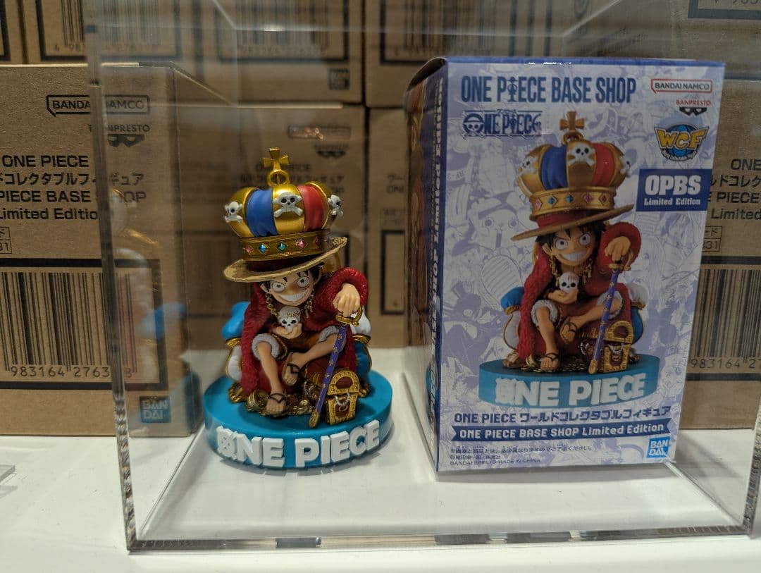 ONE PIECE BASE SHOP ワールドコレクタブルフィギュア3点