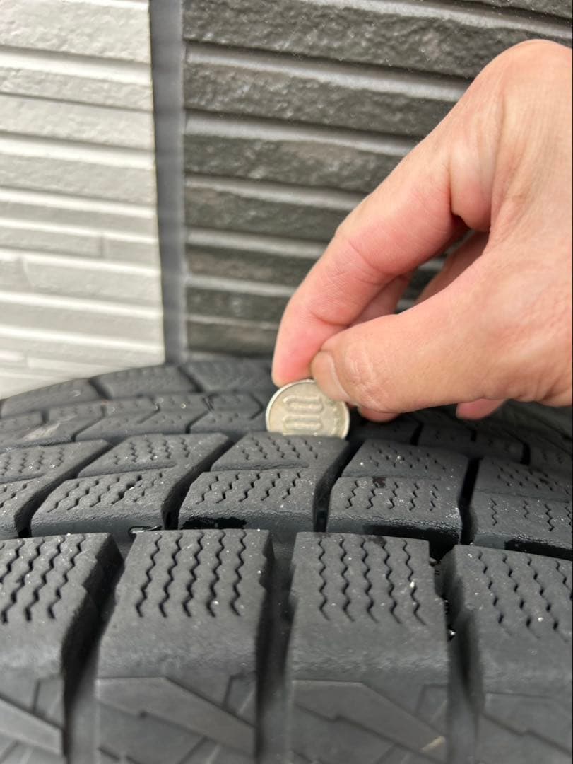 スタッドレスタイヤ 17インチ（ホイール17インチ付き）225/60/R17