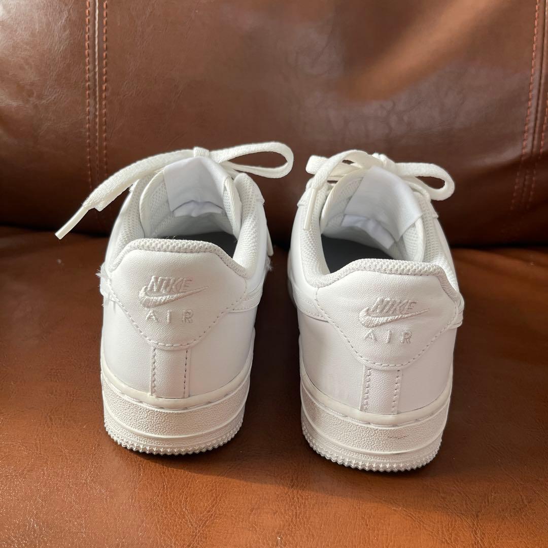 23.5cm ナイキ エアフォース1 ロー 白