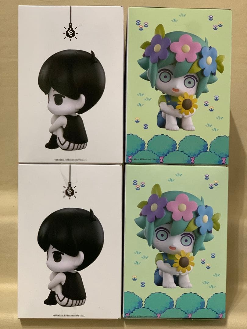 OMORI おすわりフィギュア オモリ バジル 2種×2セット - メルカリ