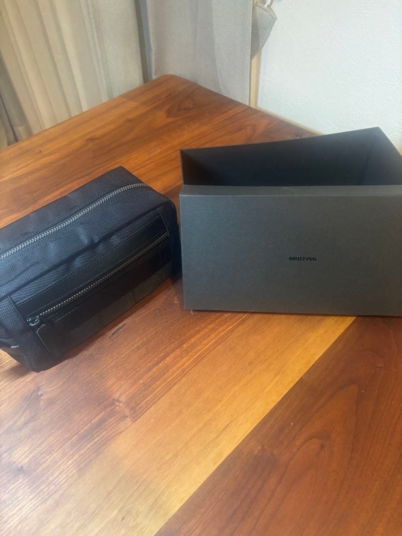 新品・未使用】非売品 BRIEFING プレミアム会員限定 ノベルティ ポーチ