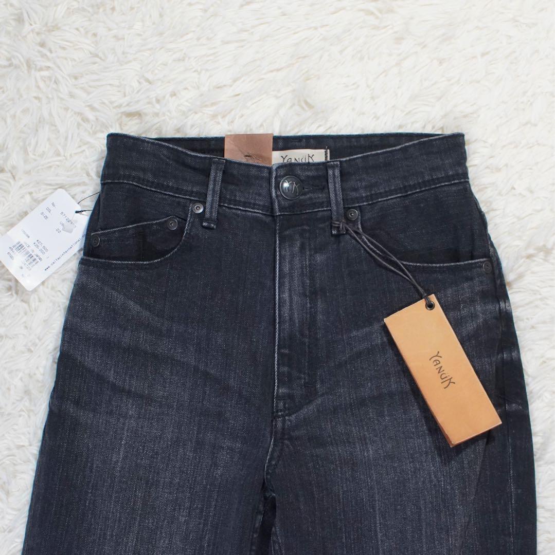 未使用《ヤヌーク》ブーツカット(W22)57122302 UBK フレア