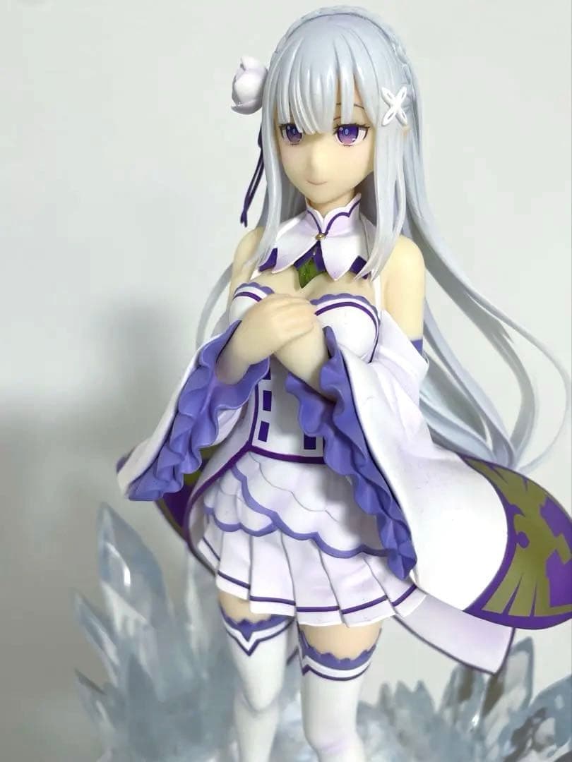 コトブキヤ　エミリア【記憶の旅路】　フィギュア　Re:ゼロから始める異世界生活