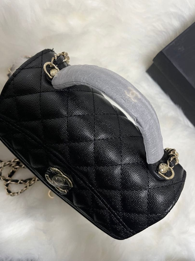 最終値下げ‼️ノベルティ ショルダーバッグ CHANE - メルカリ