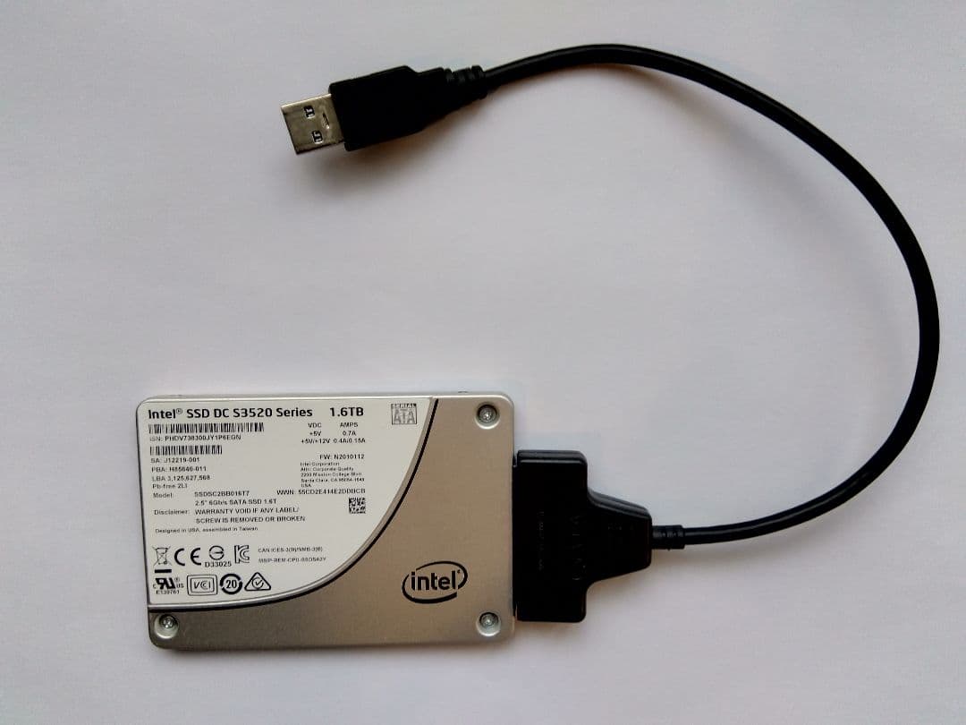 ​【健康96%】1.6TB SSD 高耐久 Intel (アダプタ付)