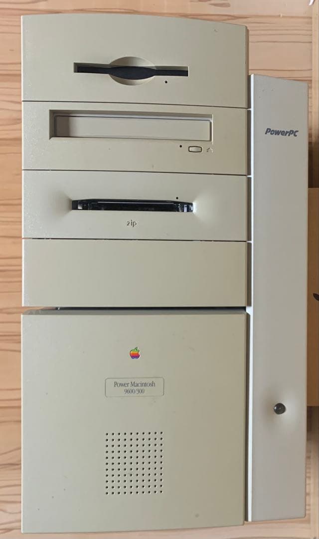 Power Macintosh 9600/300 現状品 APPLE: 1996 POWER MACINTOSH 9600/300 COMPUTER