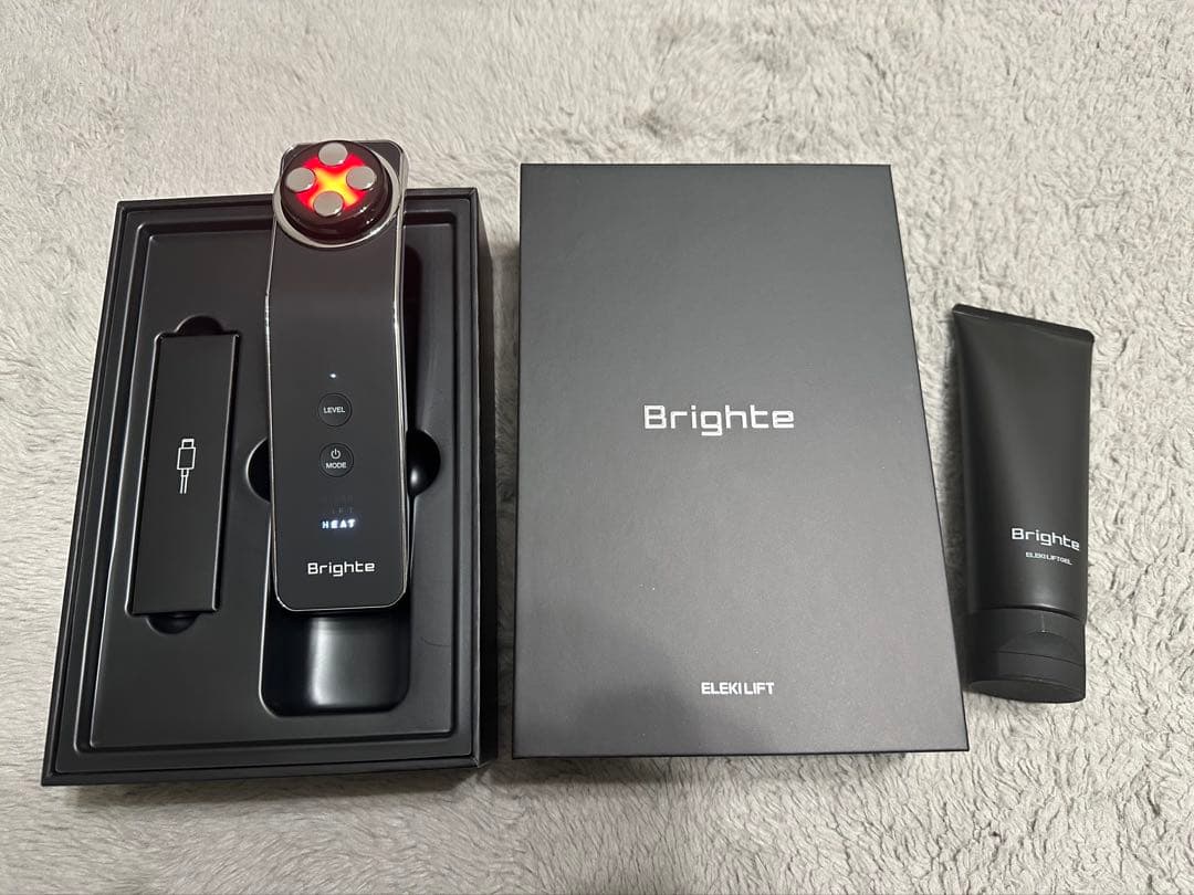 brighte エレキリフト 美品（専用ジェル付き） 2024.2.8 新発売 ELEKI LIFT GEL(エレキリフトジェル) 美顔器の効果を