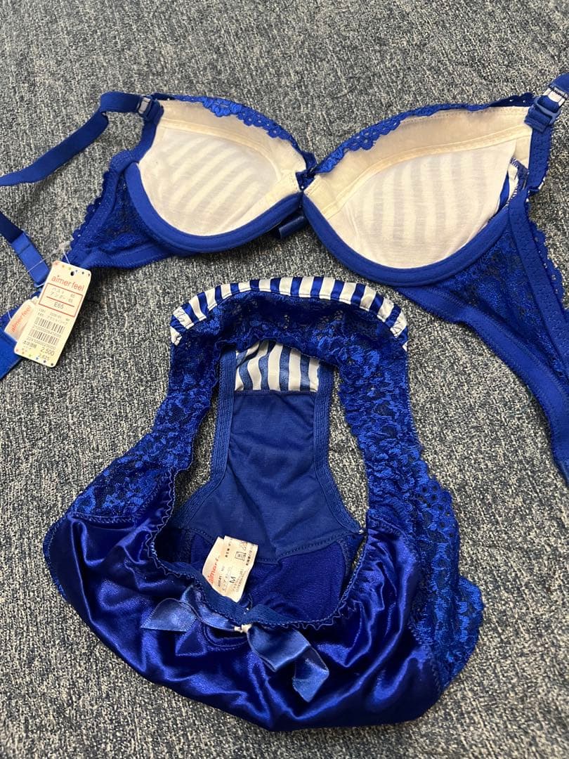 サテン ストライプ ボーダー エメフィール ブラショーツセット