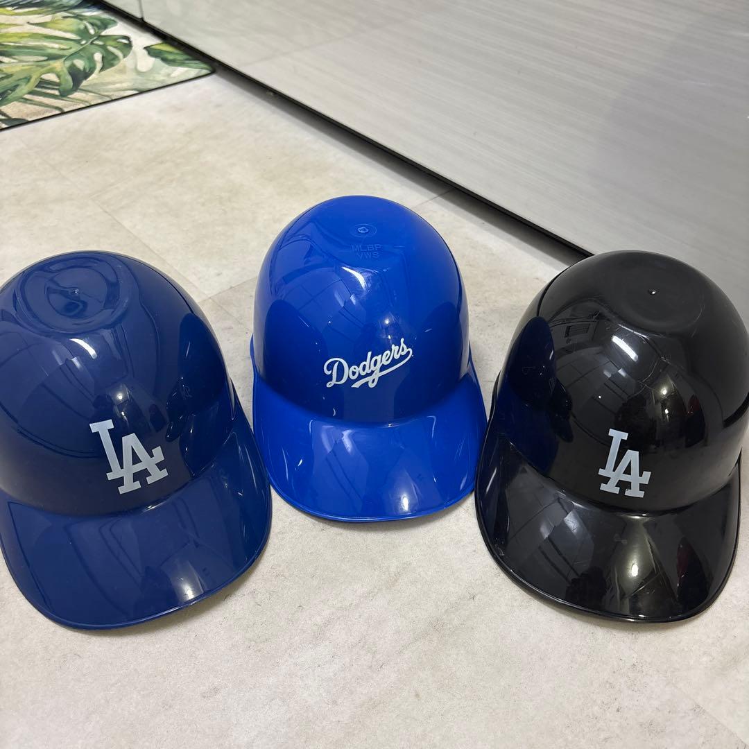 ロサンゼルス・ドジャース ヘルメット 3個セット - メルカリ