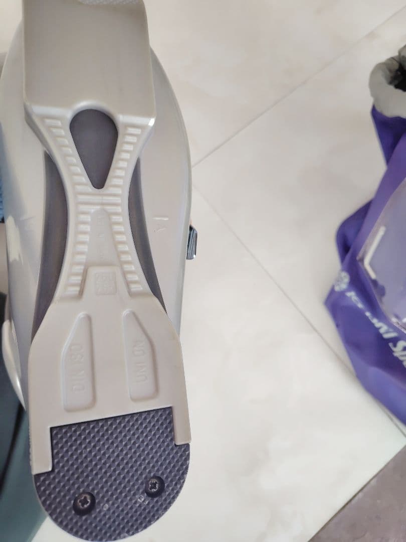 ★美品★HEAD スキー用ブーツ シルバー 収納バッグ（26.0〜26.5cm）