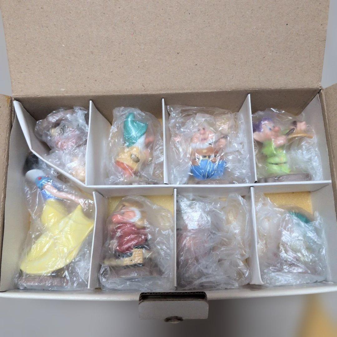 加藤工芸　白雪姫　ガーデンフィギュア　新品未使用　レア　廃盤品　ディズニー置き物