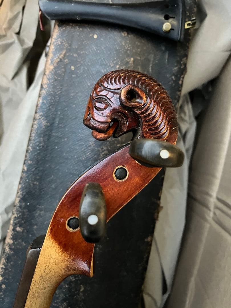 ☆ライオンヘッドのオールドバイオリン c.1920 ドイツ圏の希少な一品☆