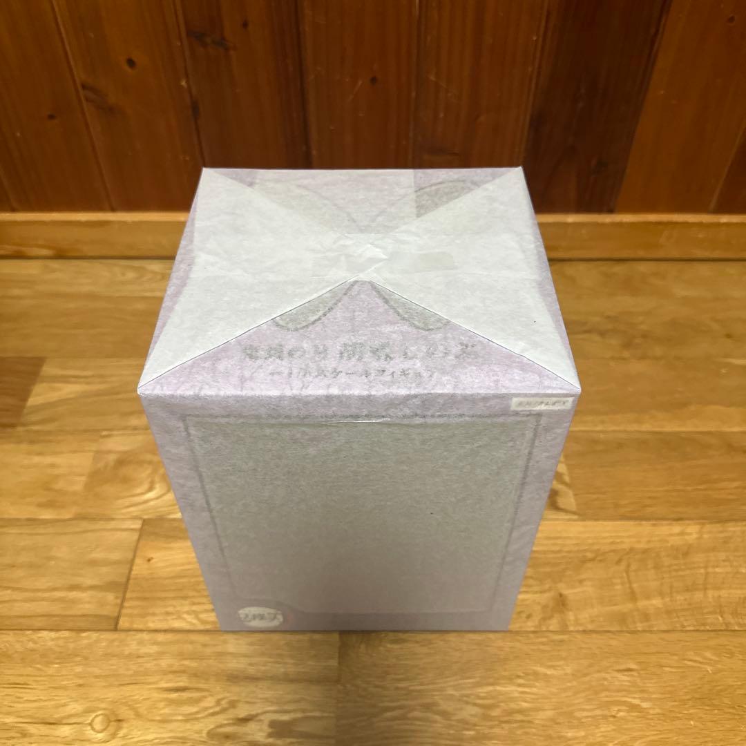 鬼滅の刃　胡蝶しのぶ　1/8スケールフィギュア