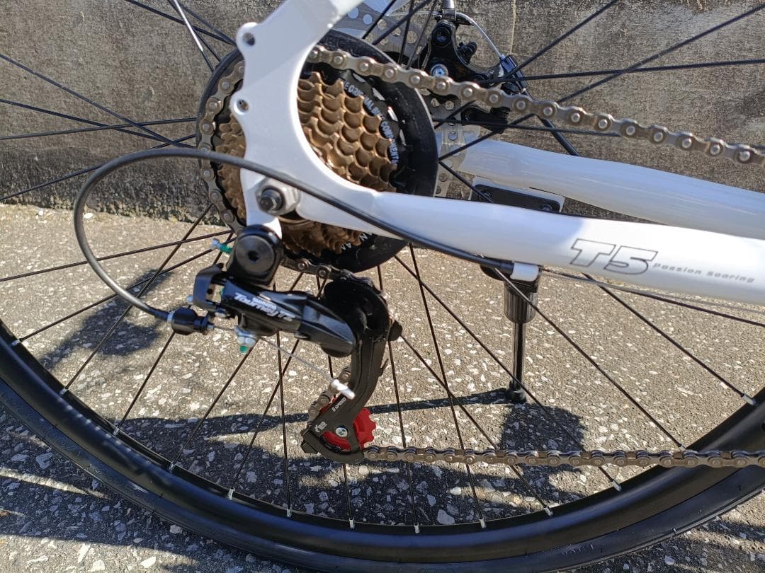 値下げ中！ACEXISクロスバイク シマノ21段変速 700×32C White - メルカリ