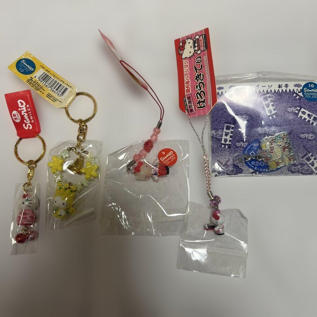 ハローキティ ご当地ストラップ セット17個➕おーいお茶の通販はau PAY