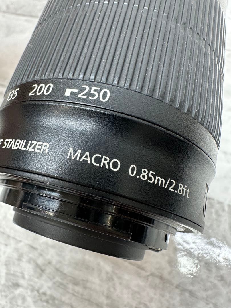 Canon望遠レンズ　EF-S 55-250mm f/4-5.6 IS STM