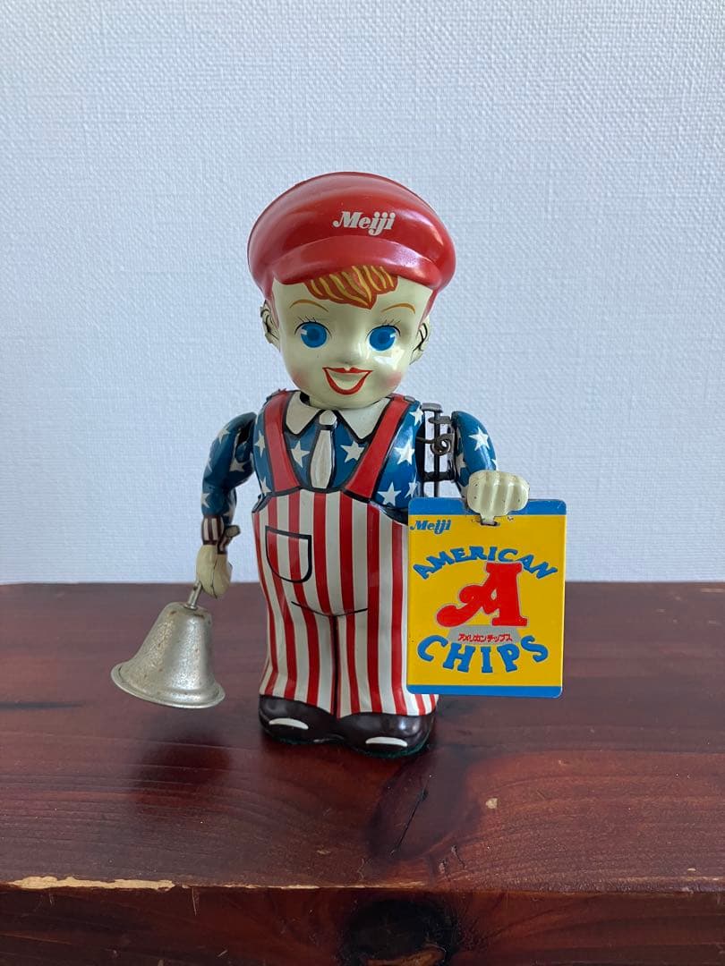ブリキ人形 明治アメリカンチップス NEWS-BOY - メルカリ