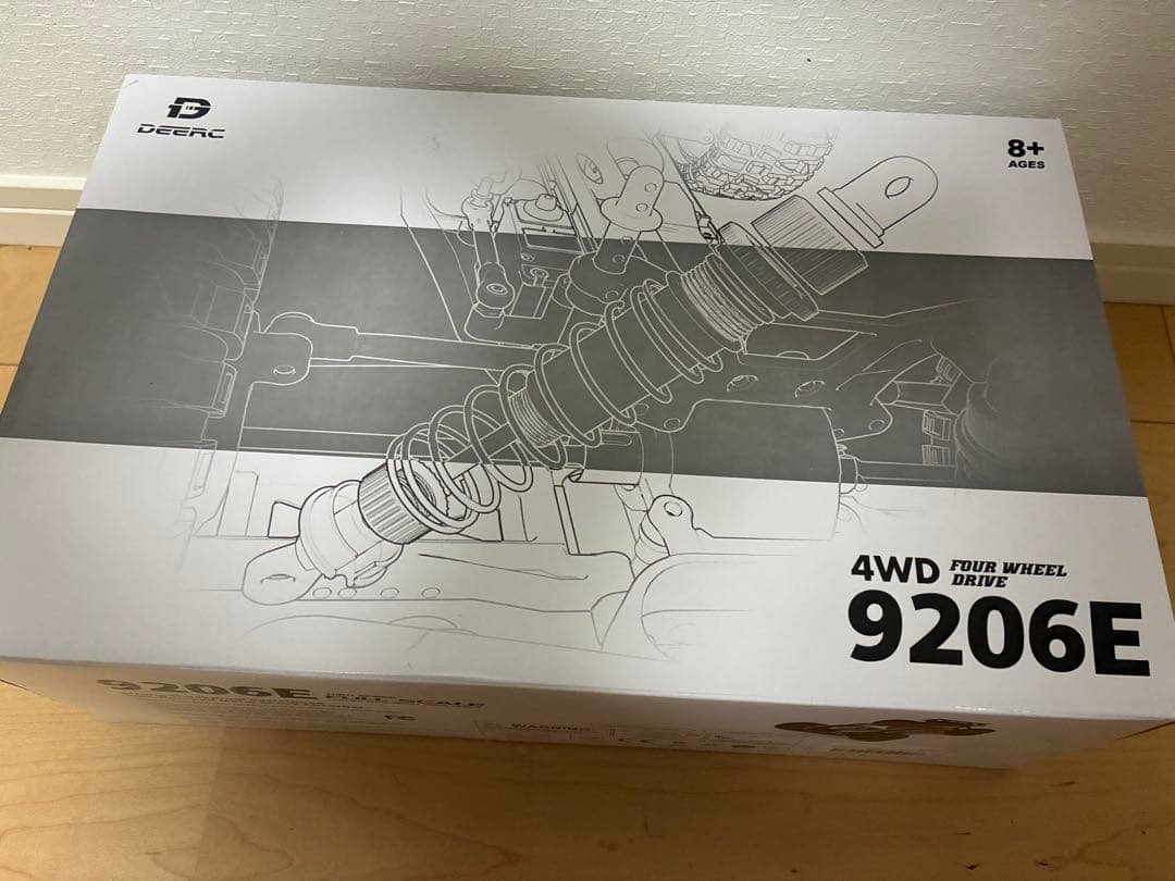 【新品】DEERC　ラジコンカー　9206E　4WD　2.4GHz　USB充電式