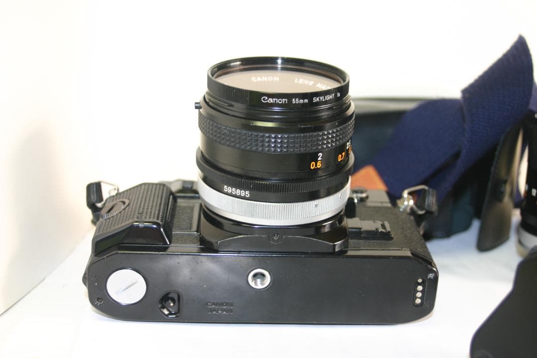 動作確認済】キャノンA-1+純正レンズ2本+モータドライブ+ストロボ（