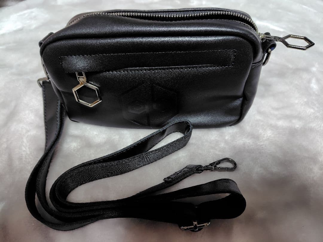 女王蜂 qb luxury mini bag ショルダーバッグ - メルカリ