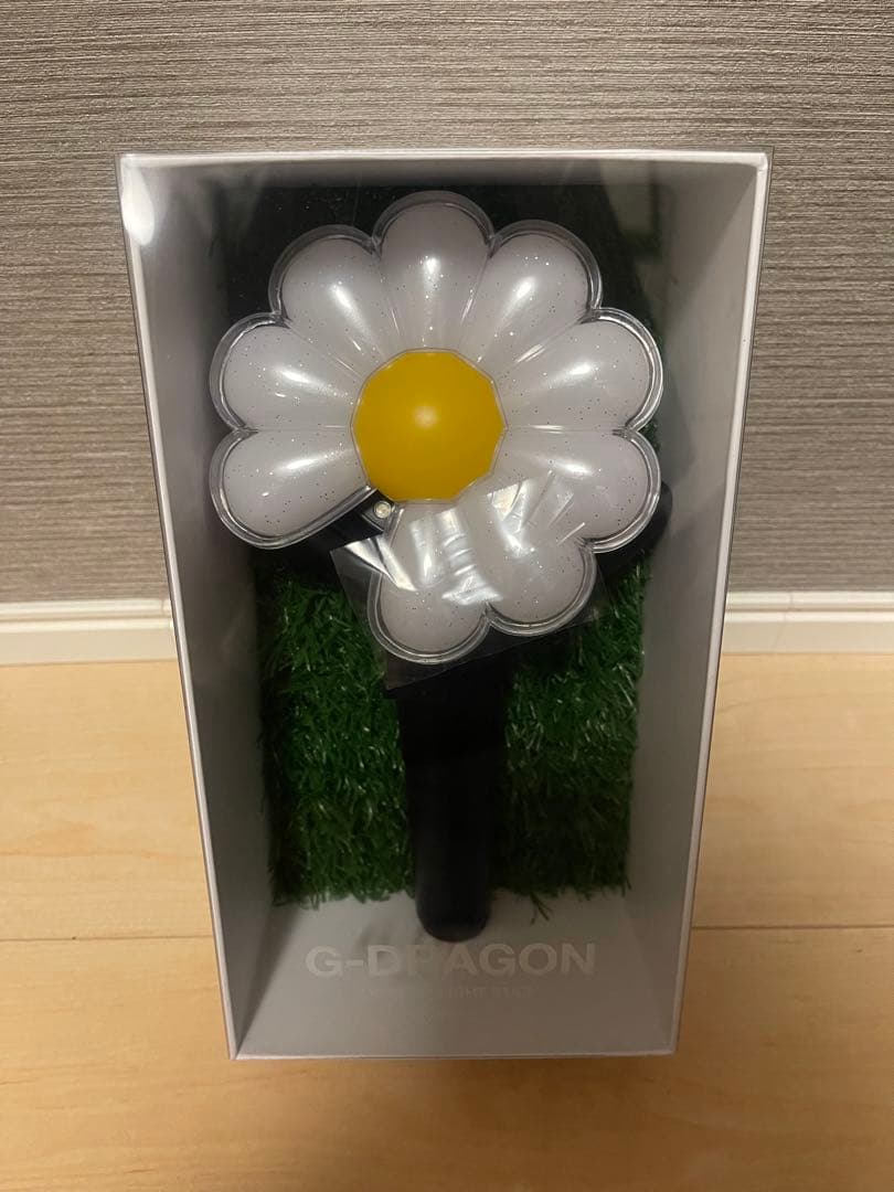 G-DRAGON ペンライト 花型