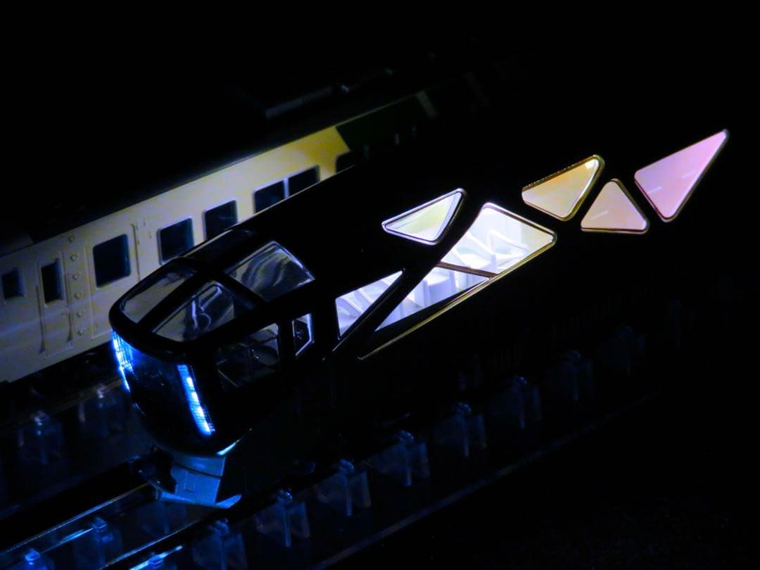 KATO E001形 ＜TRAIN SUITE 四季島＞ (特別企画品)【新品】