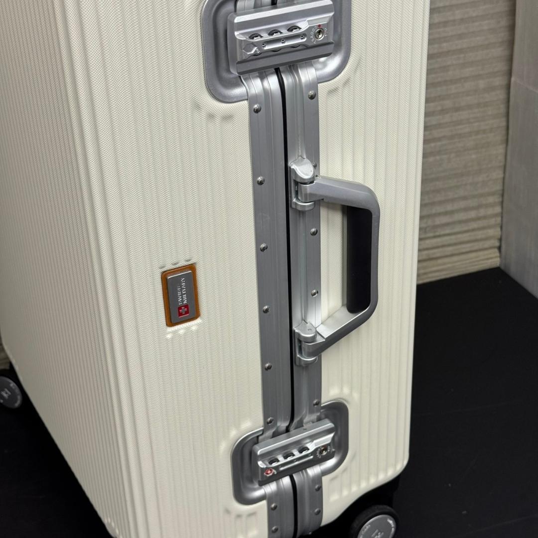 ☆スイスミリタリー プレミアム Cタイプ 64L SM-C624 スーツケース