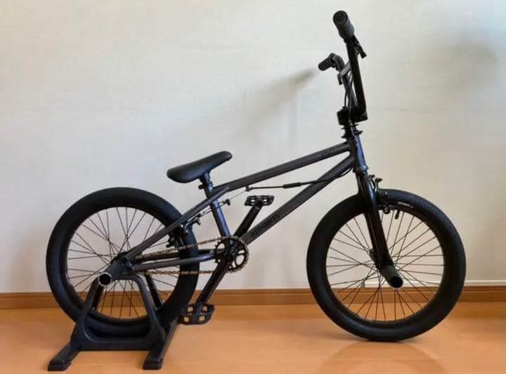 BMX ARESBIKES ADIT フラットランド 18インチ ARESBIKES 「アーレス