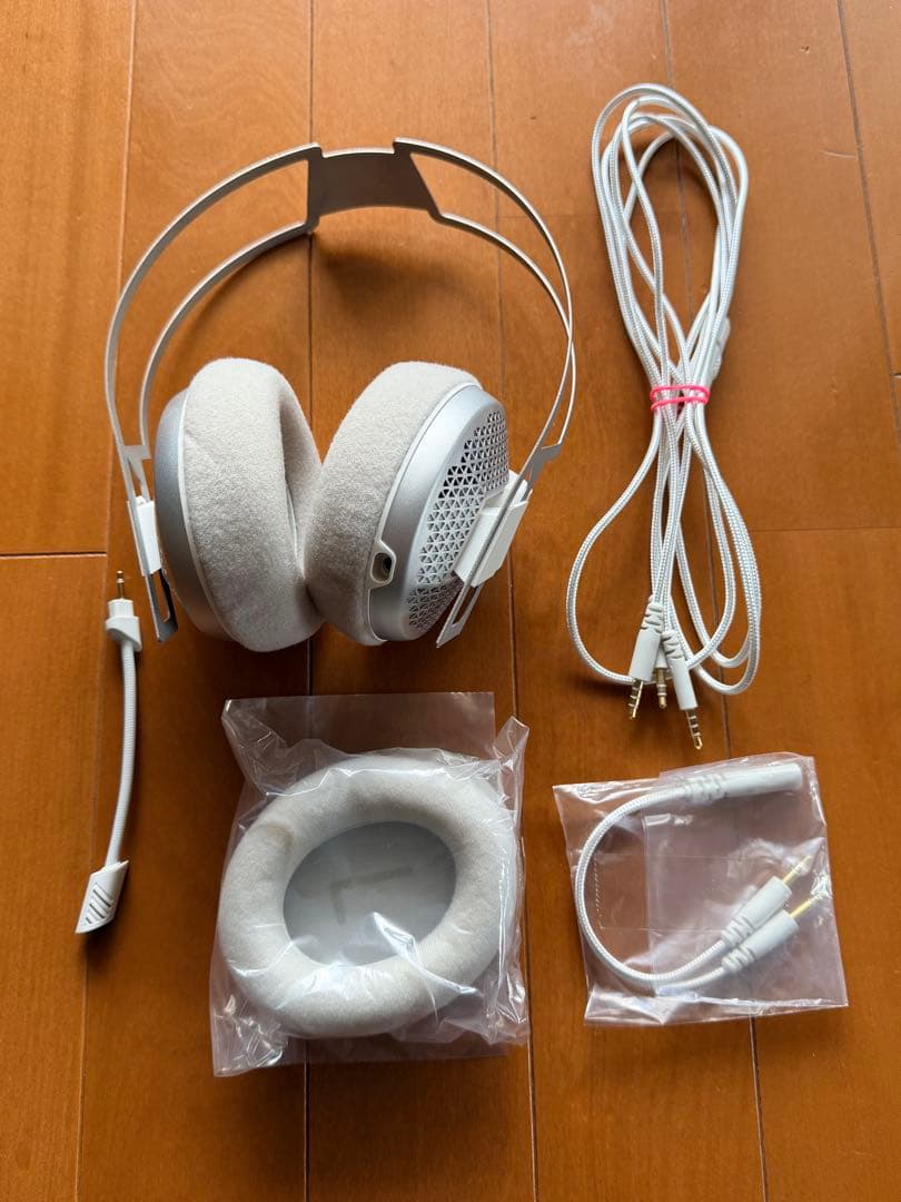 fumo TRUTH Open Air Gaming Headset シルバー - メルカリ