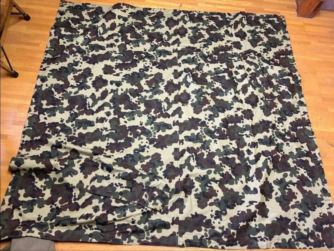 ルーマニア軍幕　アメーバカモ　軍幕 ルーマニア軍 アメーバカモ 軍幕 美品 デッドストック 連結ボビン付き