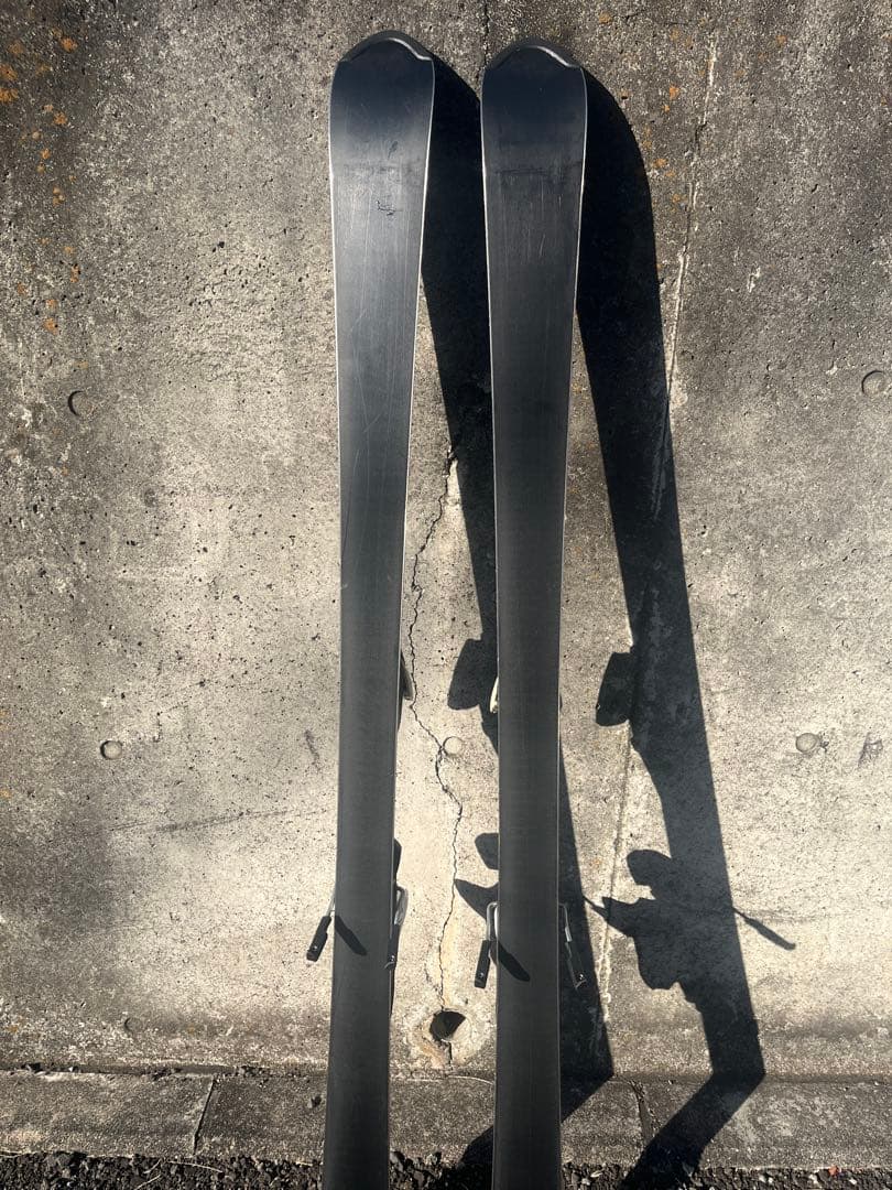 SALOMON サロモン 24 HRS 140cm カービングスキー - スキー新 モデル