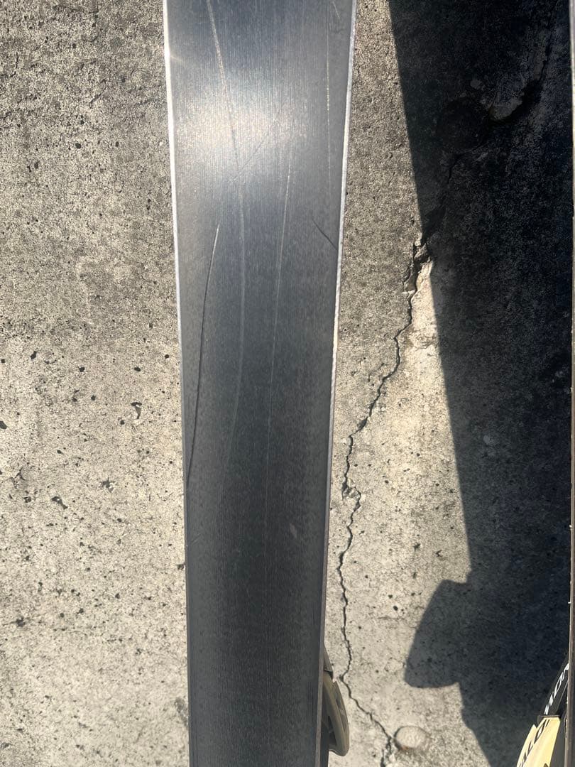 SALOMON サロモン 24 HRS 140cm カービングスキー - スキー新 モデル