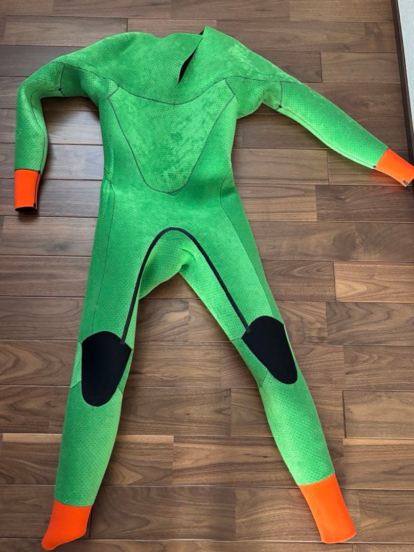 n*o様 Holly ドライスーツ - サーフィン・ボディボード最 安値 で