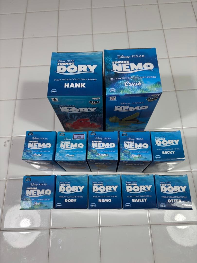 ファインディング・ドリー ニモ　ワールドコレクタブルフィギュア　ディズニー