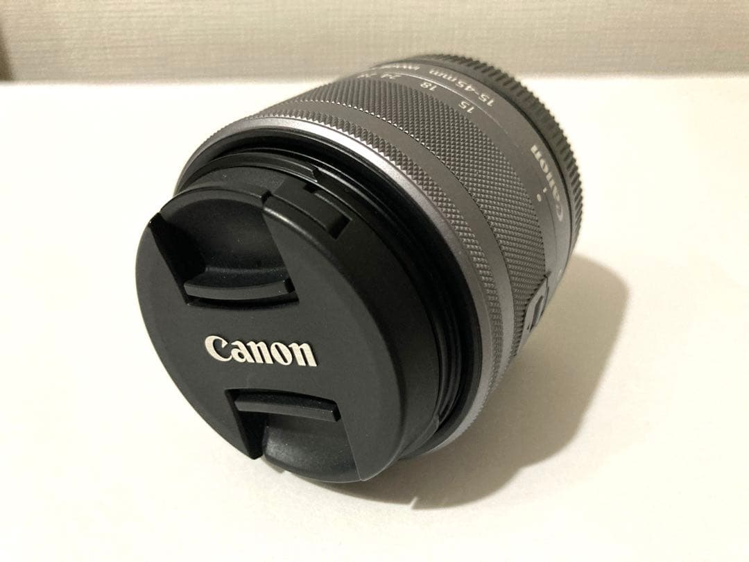 キヤノン EF-M15-45mm F3.5-6.3 IS STM シルバー