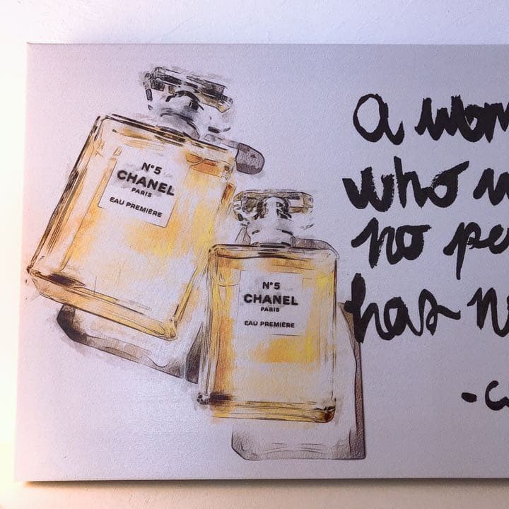 オリバーガル アートボード シャネル 香水