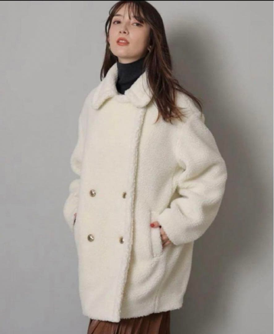 新品Apuweiser-rich 泉里香さん×Oggiコラボ ボアダブル釦コート - メルカリ