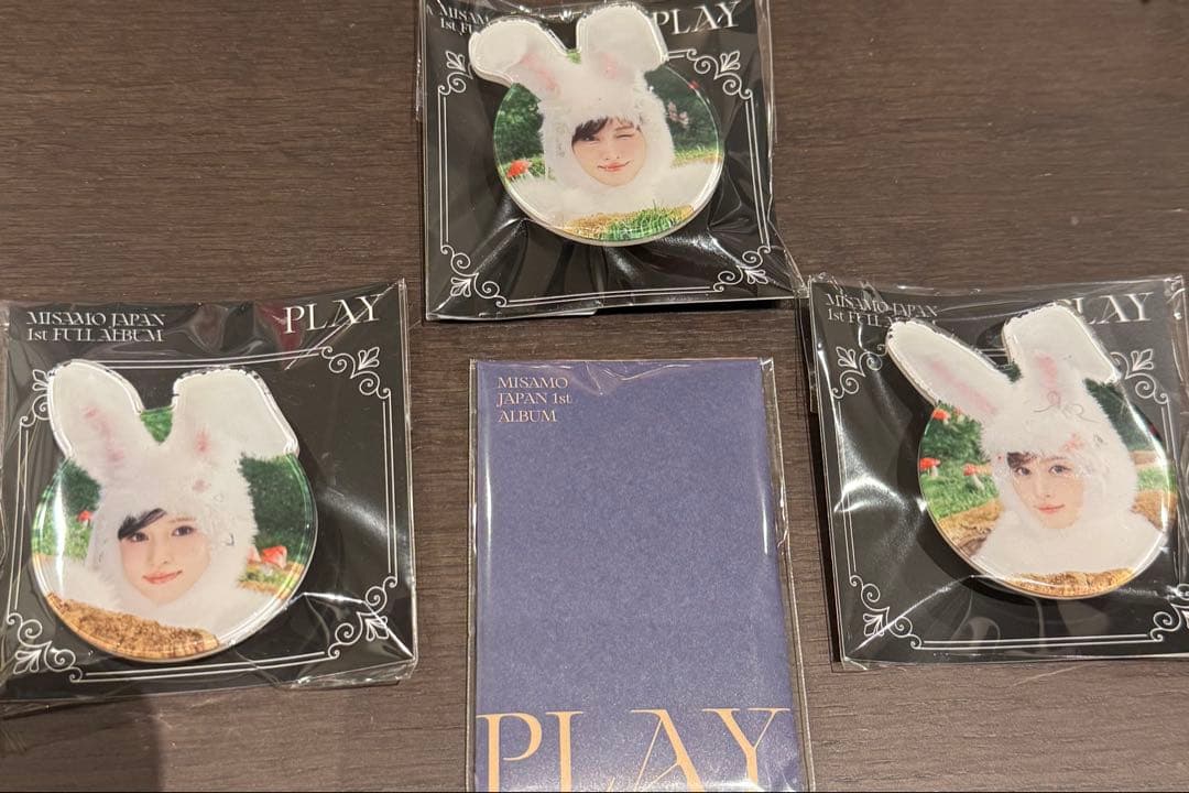 TWICE MISAMO ミサモ PLAY 特典トレカ スマホグリップ - メルカリ