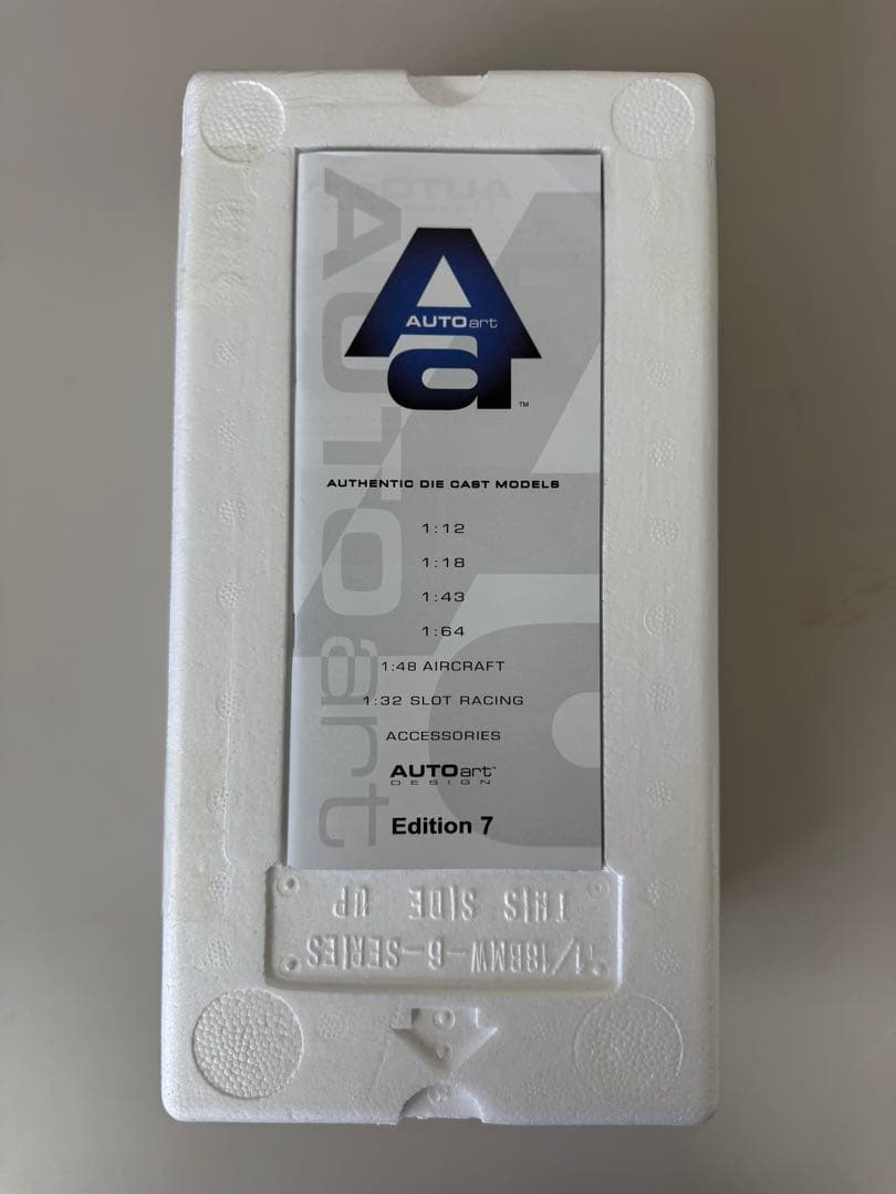 【新品】オートアート BMW M 635 CSi 紺メタ　1/18