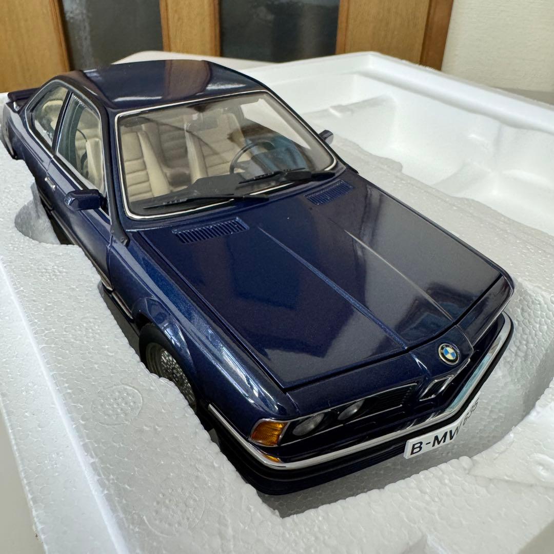 【新品】オートアート BMW M 635 CSi 紺メタ　1/18