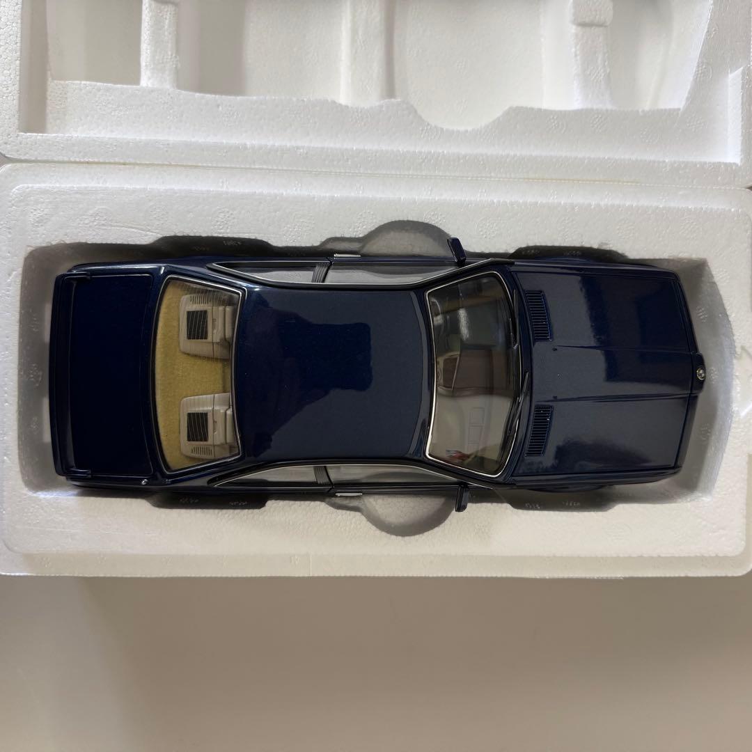 【新品】オートアート BMW M 635 CSi 紺メタ　1/18