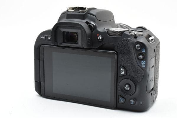 キャノン Canon EOS Kiss X9 レンズキット　《ショット数1万回》