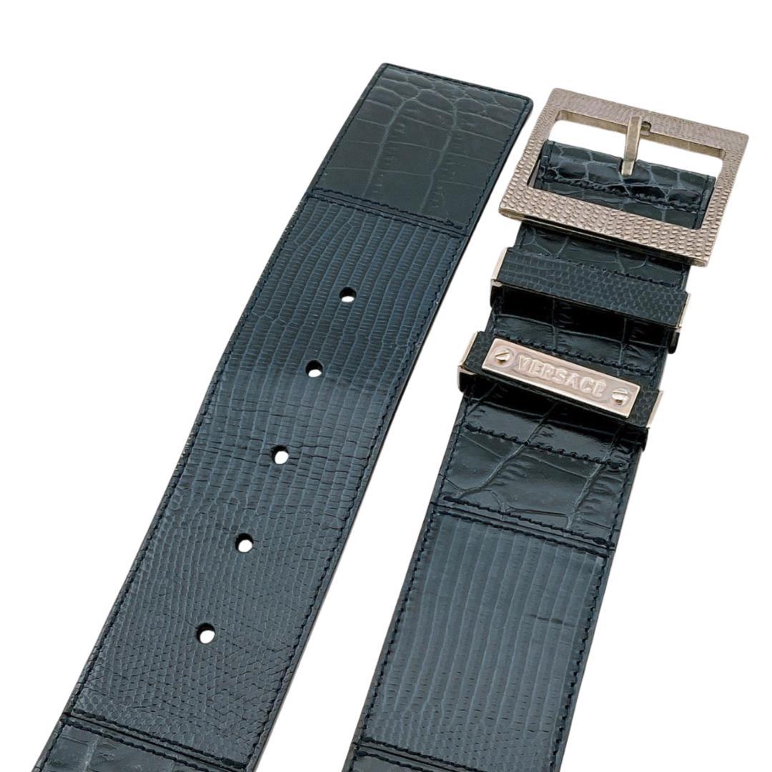 ヴェルサーチ レザーベルト クロコダイル型押し ブラック スクエア