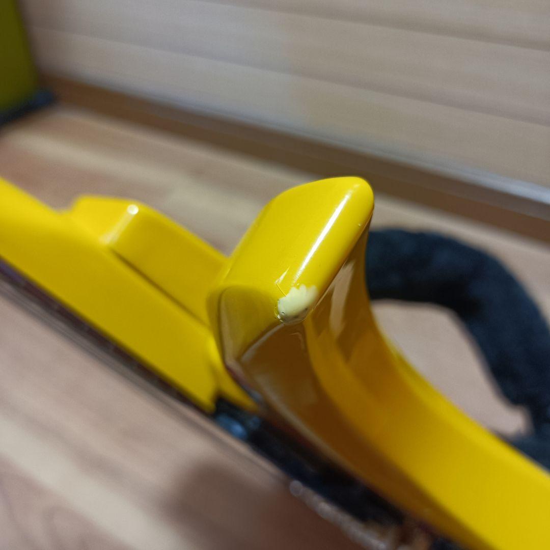 イエローハート（JR）とスタンド