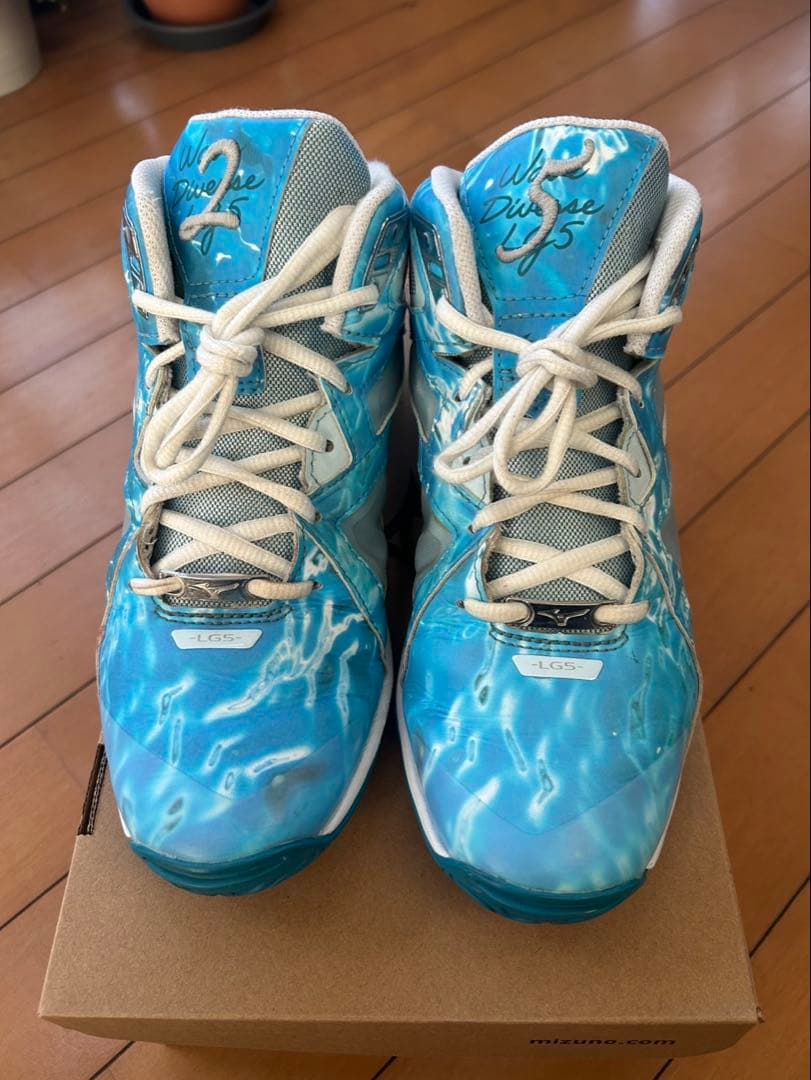 ミズノウエーブダイバースMIZUNO WAVE DIVERSE LG4 25th MIZUNO（ミズノ） 限定 ウエーブダイバース LG4 リミテッド WAVE