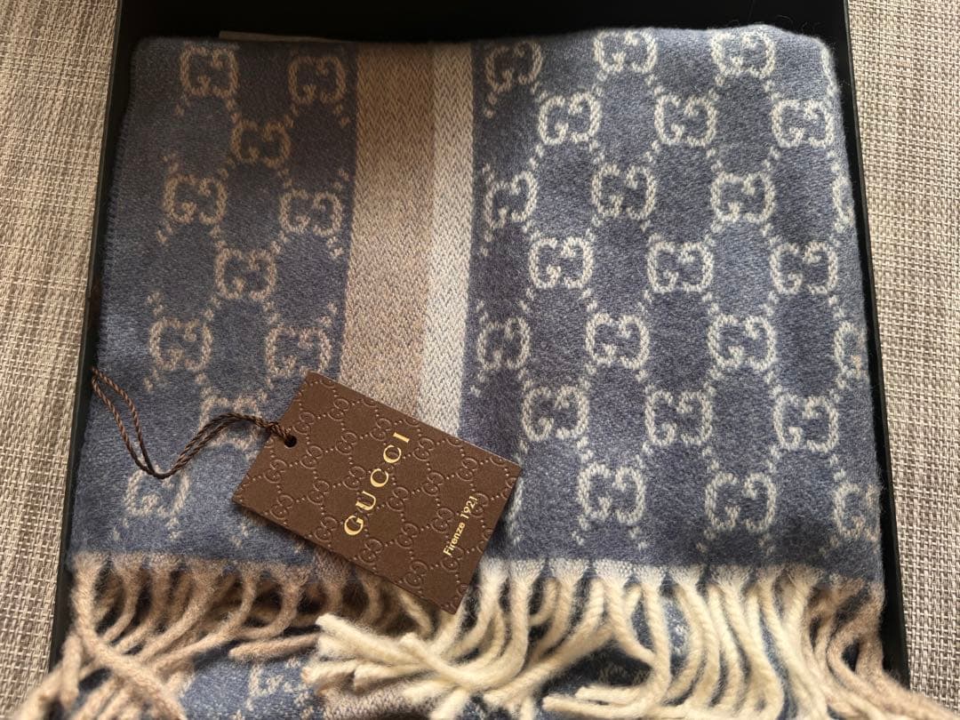 GUCCI GGロゴ柄マフラー　ブルーグレー グッチ GUCCI マフラー メンズ レディース 男女兼用 GG柄 ウェビング