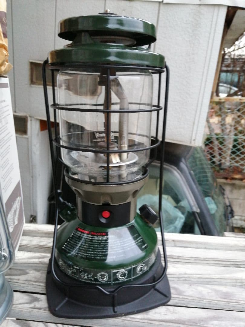 ランタン3台セット Coleman・真鍮製Butterfly・FEUERHAND - メルカリ