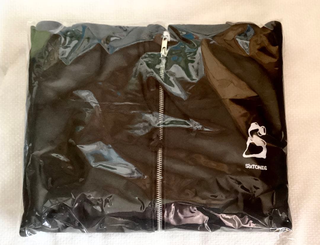 即日発送可◆SixTONES パーカー＋ペンライト2個　セット