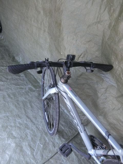 205：FELT クロスバイク 部品取等ジャンク 引取限定：埼玉県所沢市