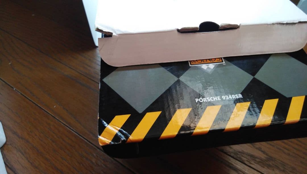 エグゾト　RLG19090 ポルシェ　ル・マン1977　934 RSR ＃56